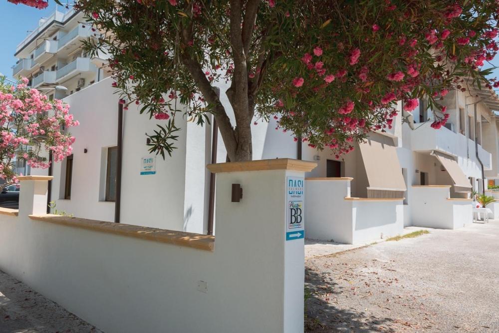 B&B Oasi Sul Mare San Salvo Marina Exterior foto